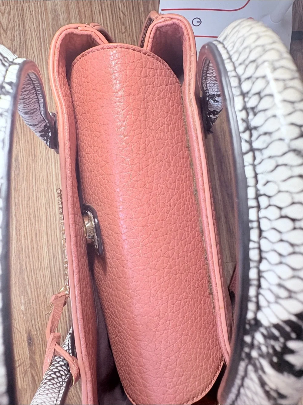 Michael Kors Coral Pink Leather Hand Bag with Snake-Print Handles Knock Off